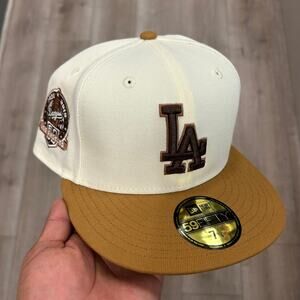 New Era 59FIFTY Los Angeles Dodgers fitted hat Cap White Brown Size 7 1/4 B10